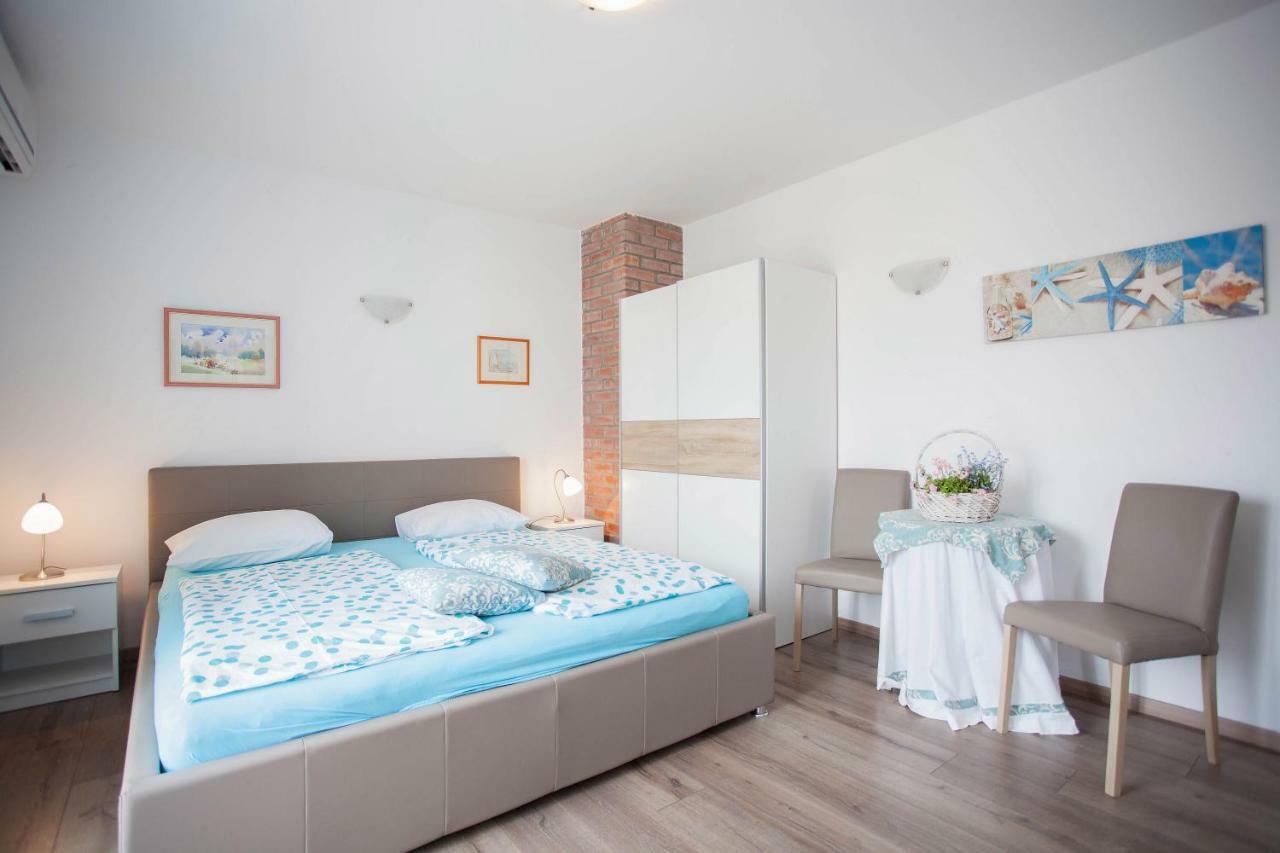 Apartment Studio Sole Rovinj Exterior foto